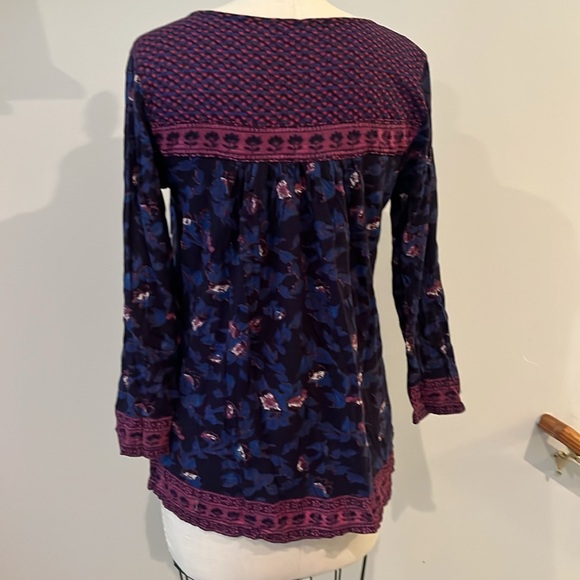 Lucky Brand 3/4 Sleeve Blouse purple paisley M - Picture 5 of 8